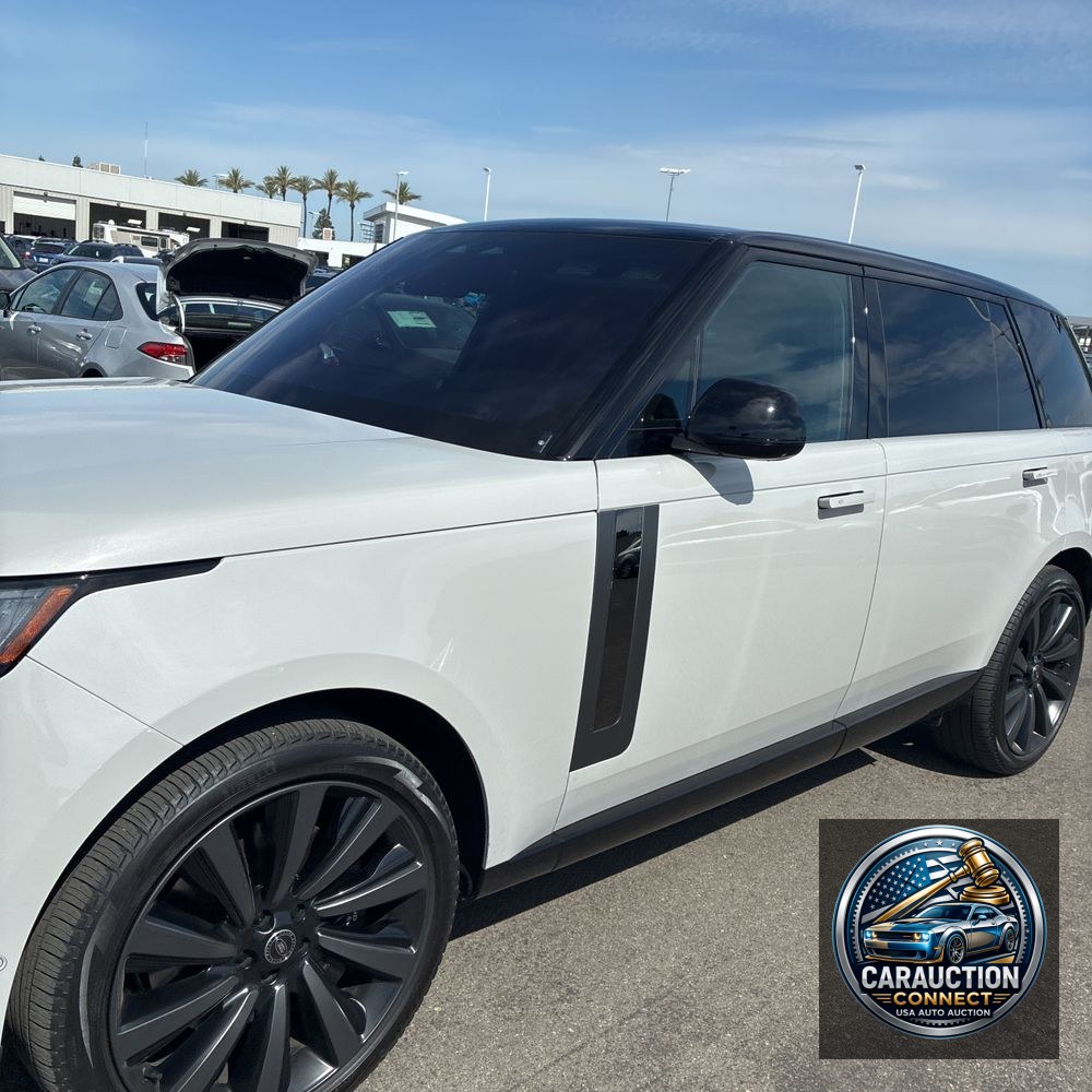 2023 Land Rover Range Rover P530 SV LWB