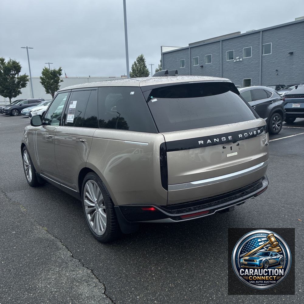 2023 Land Rover Range Rover P530 First Edition