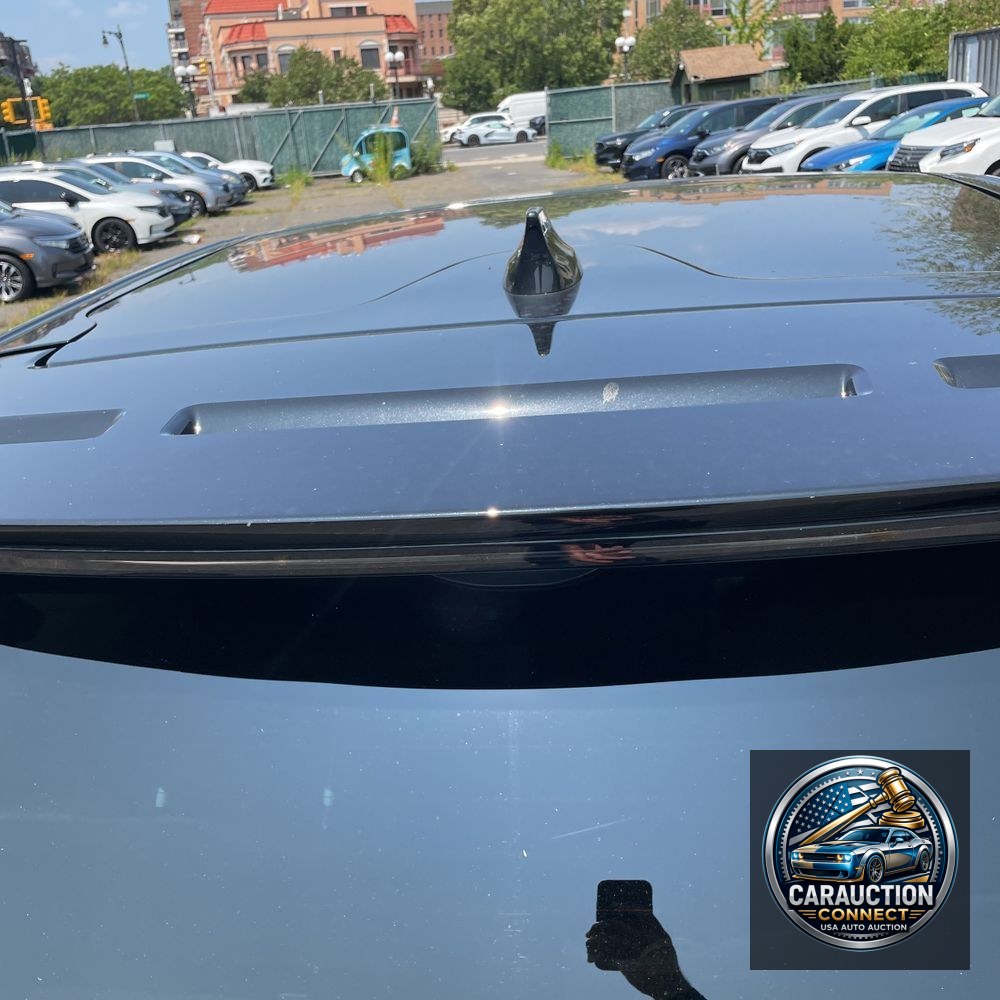 2024 Land Rover Discovery S P300