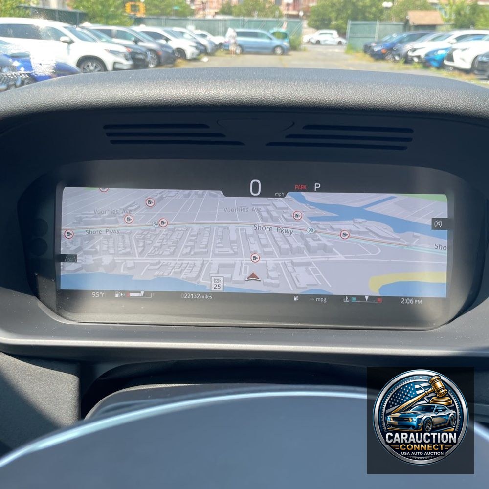2024 Land Rover Discovery S P300