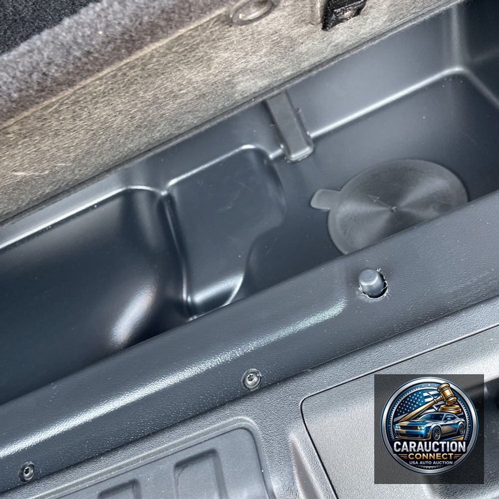 2024 Land Rover Discovery S P300