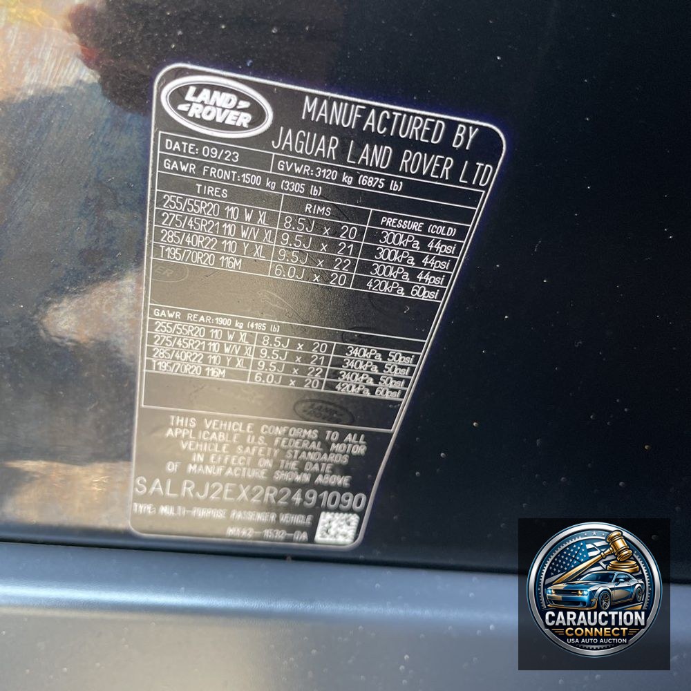 2024 Land Rover Discovery S P300