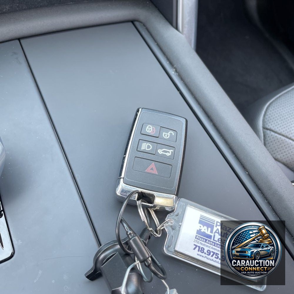 2024 Land Rover Discovery S P300
