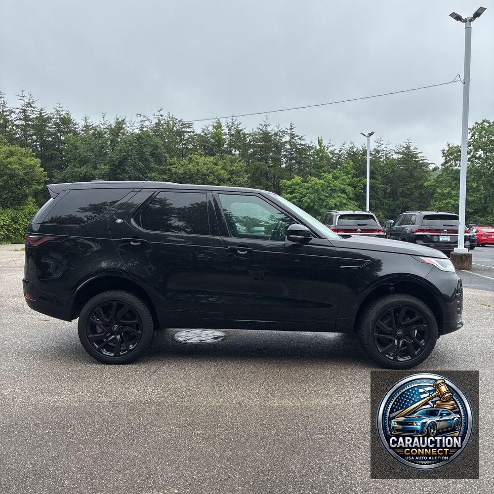 2024 Land Rover Discovery P360 Dynamic SE