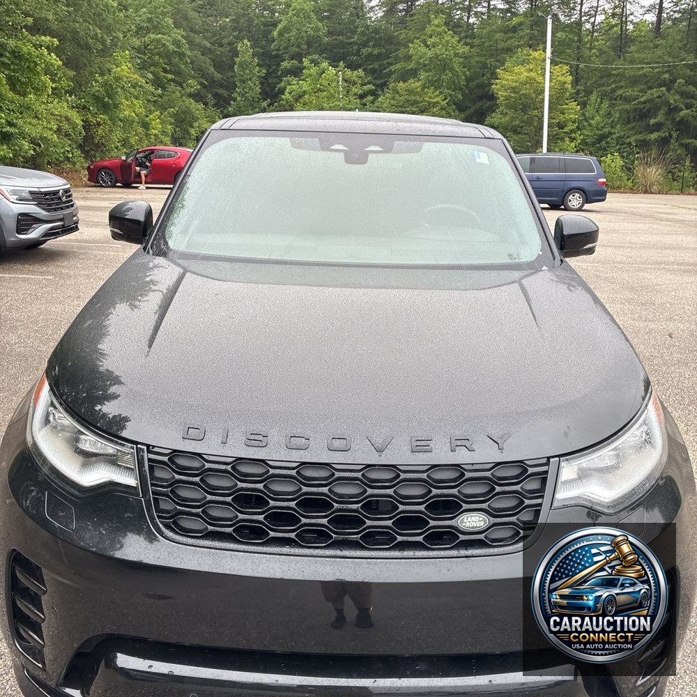 2024 Land Rover Discovery P360 Dynamic SE