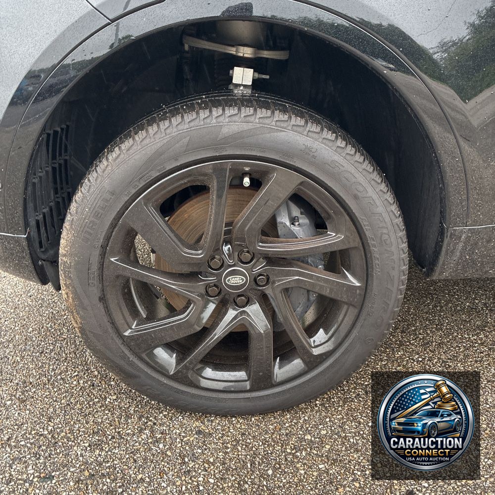 2024 Land Rover Discovery P360 Dynamic SE