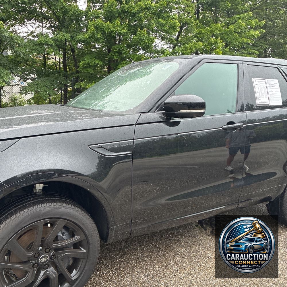 2024 Land Rover Discovery P360 Dynamic SE