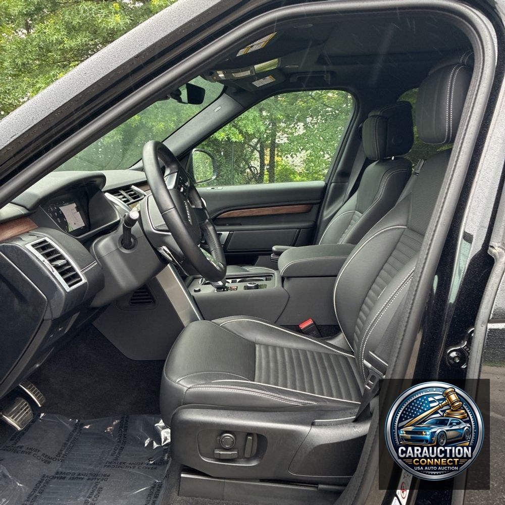 2024 Land Rover Discovery P360 Dynamic SE