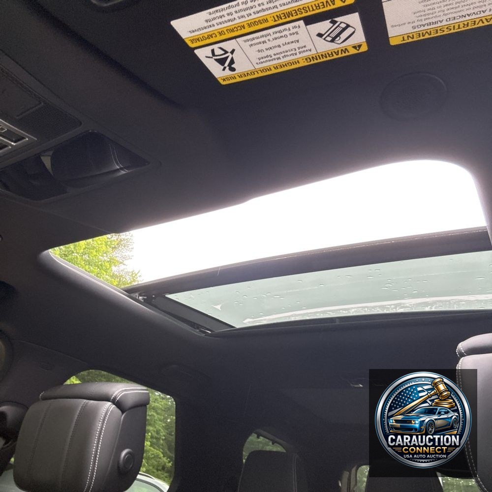 2024 Land Rover Discovery P360 Dynamic SE