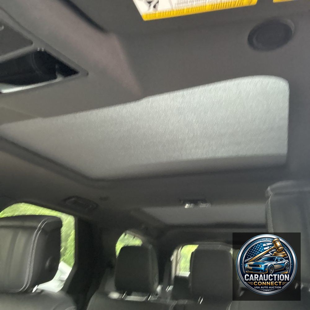 2024 Land Rover Discovery P360 Dynamic SE