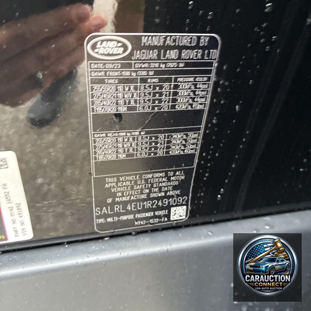 2024 Land Rover Discovery P360 Dynamic SE
