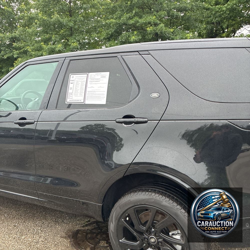 2024 Land Rover Discovery P360 Dynamic SE