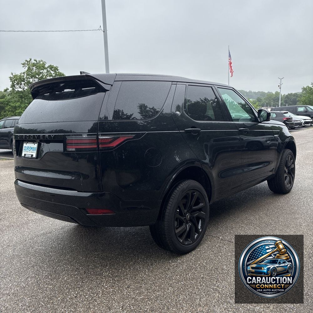 2024 Land Rover Discovery P360 Dynamic SE