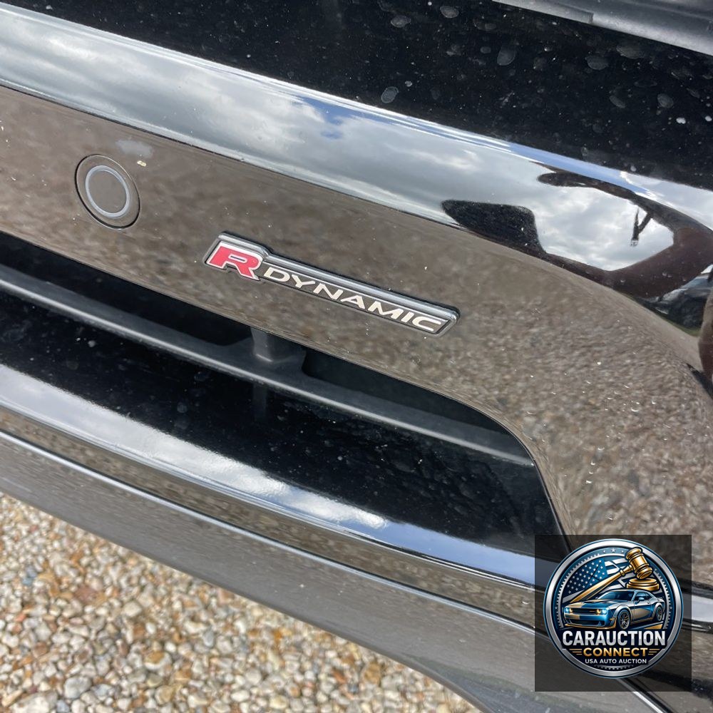 2023 Land Rover Discovery P360 HSE R-Dynamic