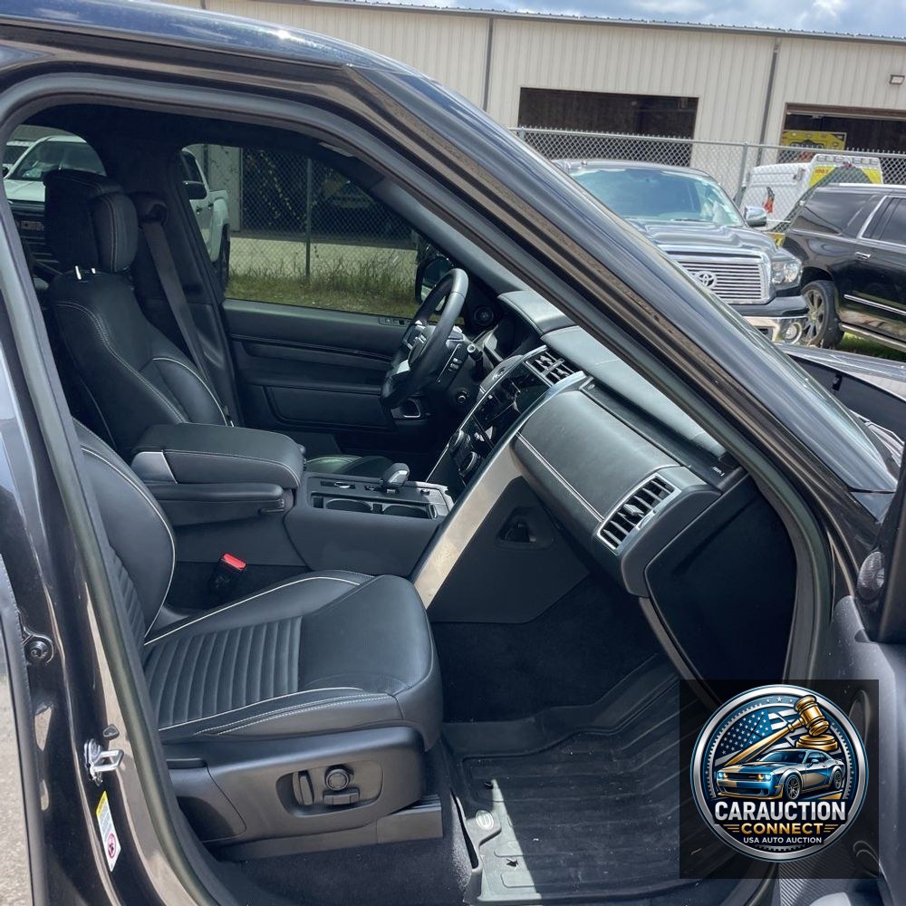 2023 Land Rover Discovery P360 HSE R-Dynamic