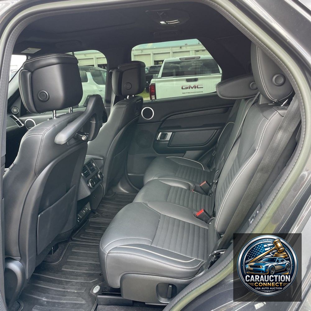 2023 Land Rover Discovery P360 HSE R-Dynamic