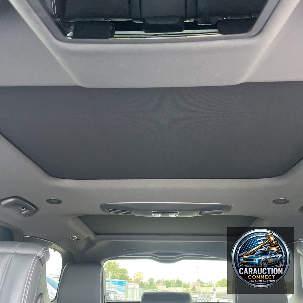 2023 Land Rover Discovery P360 HSE R-Dynamic