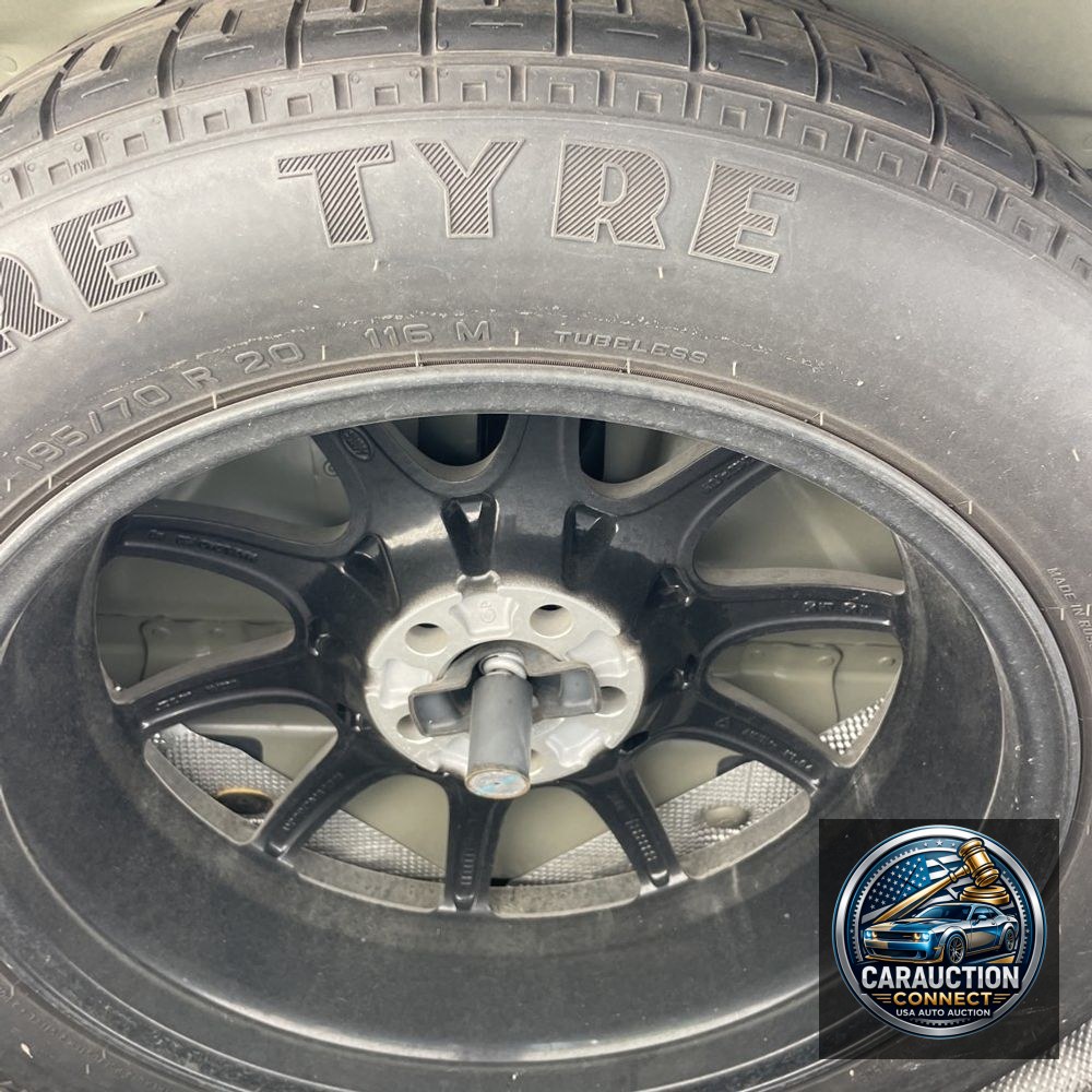 2023 Land Rover Discovery P360 HSE R-Dynamic