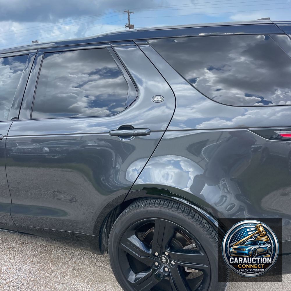 2023 Land Rover Discovery P360 HSE R-Dynamic