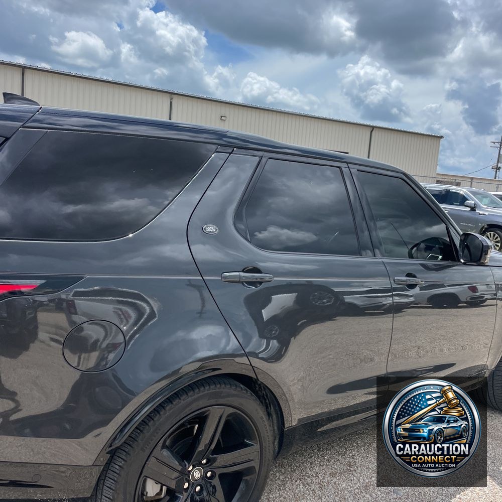 2023 Land Rover Discovery P360 HSE R-Dynamic
