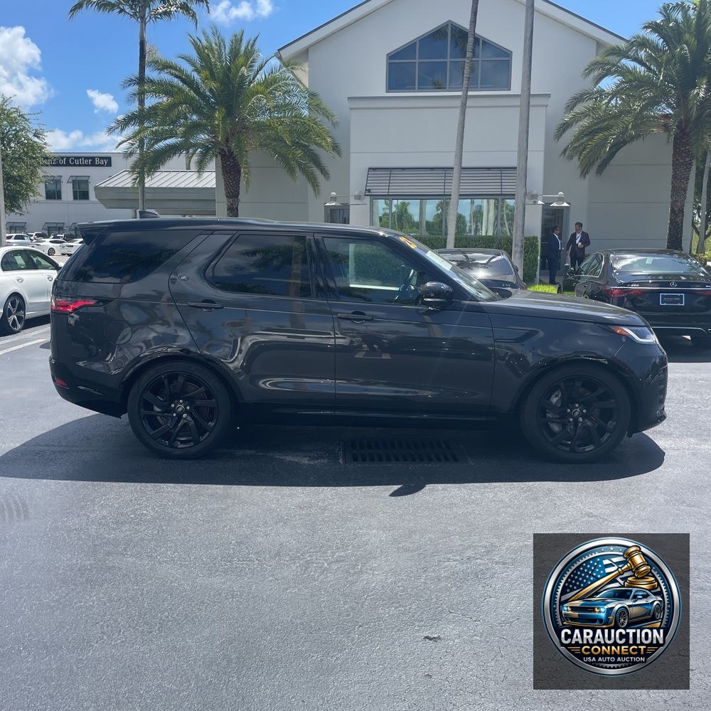 2023 Land Rover Discovery P360 HSE R-Dynamic