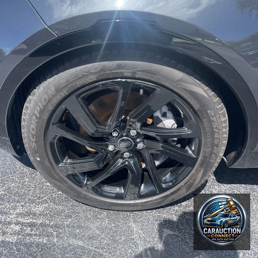 2023 Land Rover Discovery P360 HSE R-Dynamic