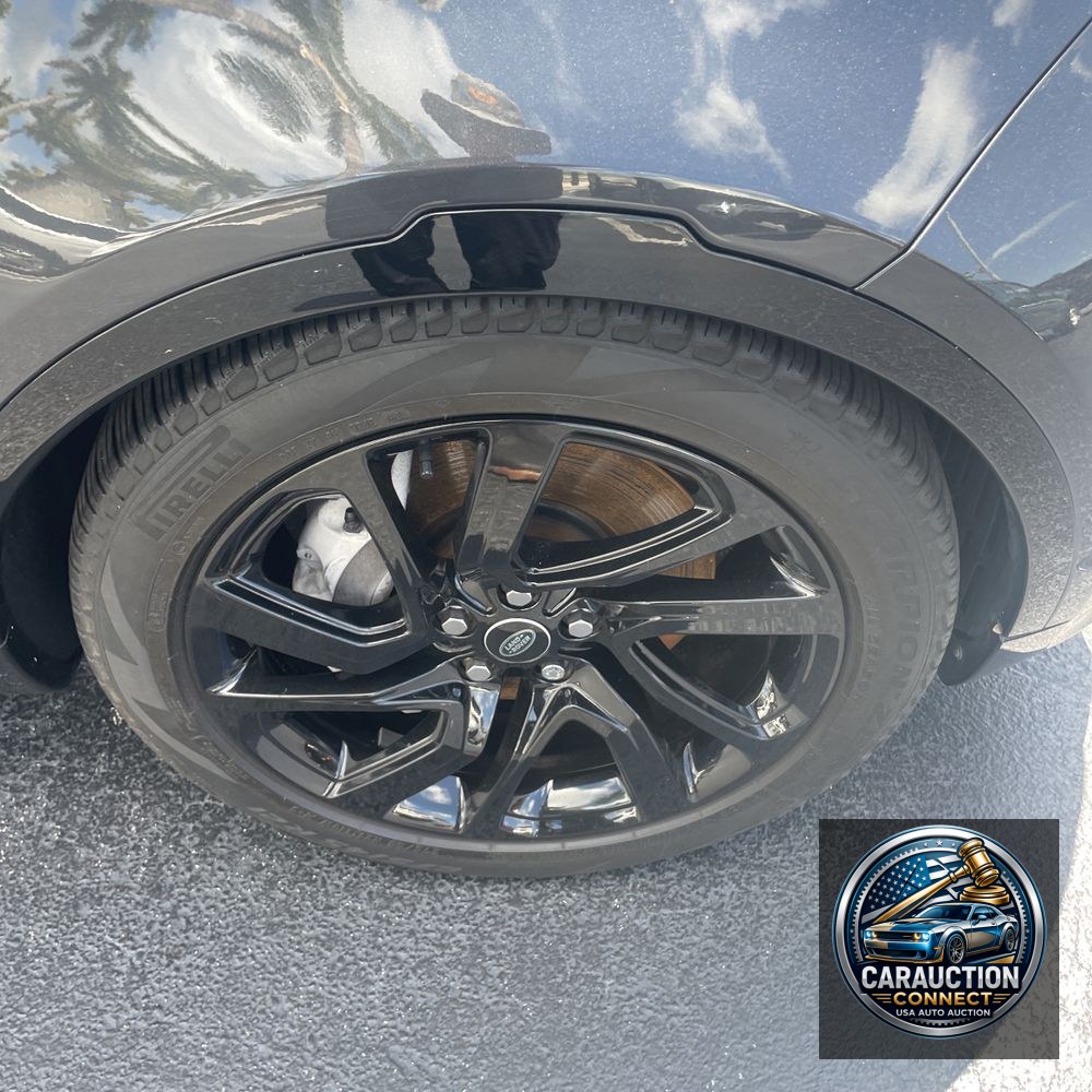 2023 Land Rover Discovery P360 HSE R-Dynamic