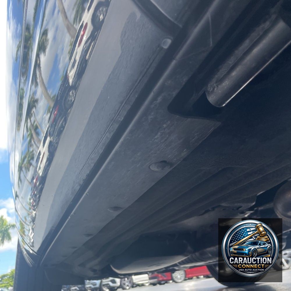 2023 Land Rover Discovery P360 HSE R-Dynamic