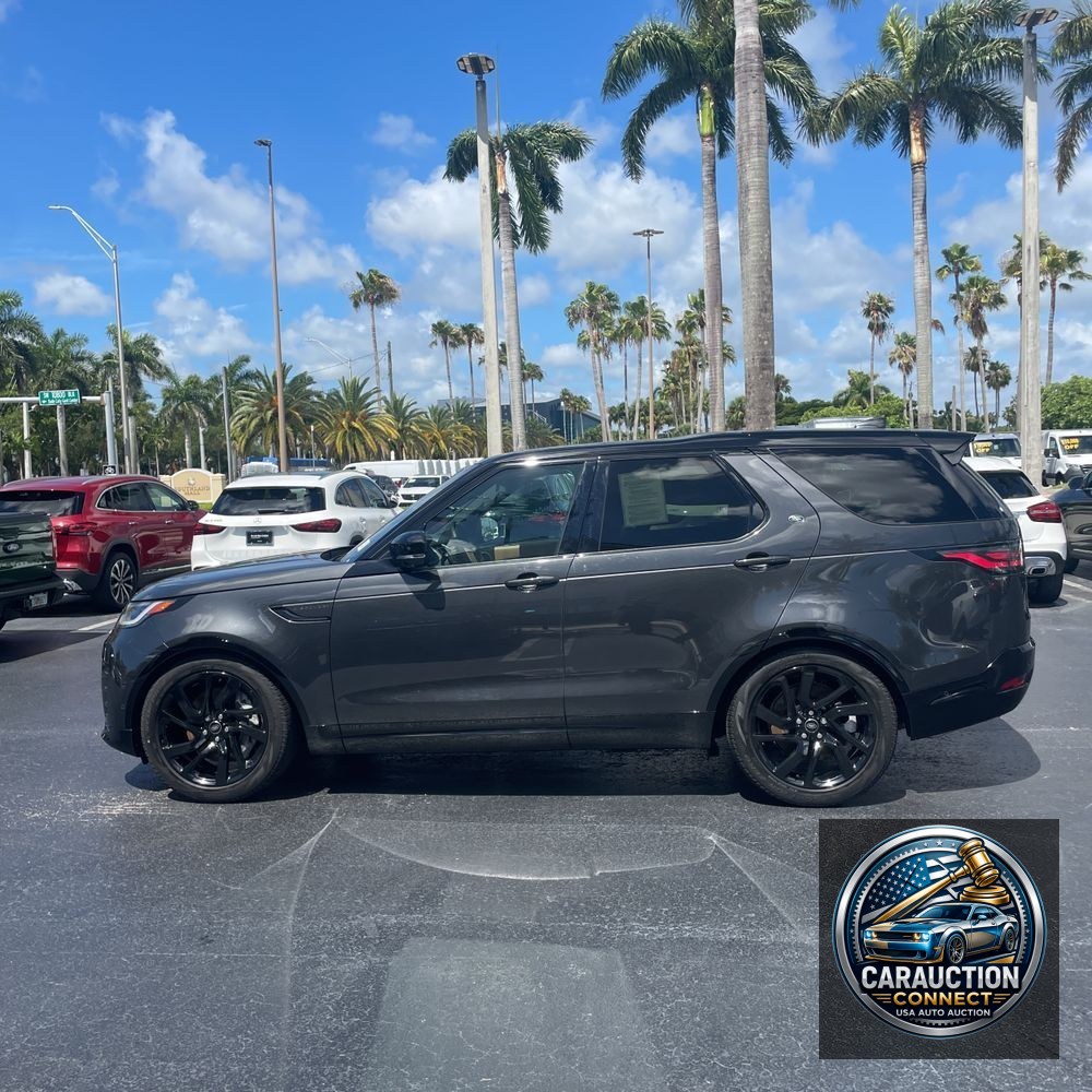 2023 Land Rover Discovery P360 HSE R-Dynamic
