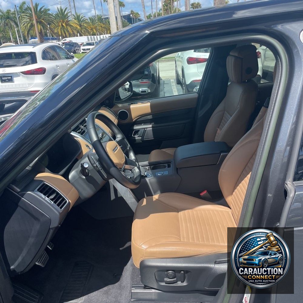 2023 Land Rover Discovery P360 HSE R-Dynamic