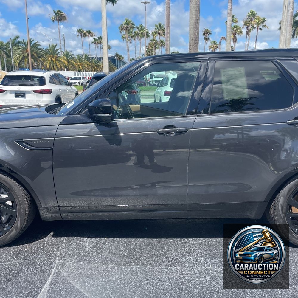2023 Land Rover Discovery P360 HSE R-Dynamic