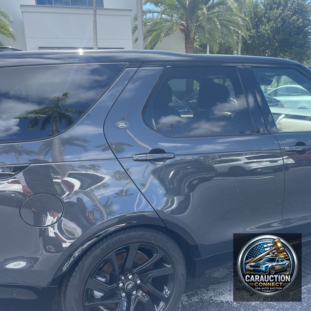 2023 Land Rover Discovery P360 HSE R-Dynamic
