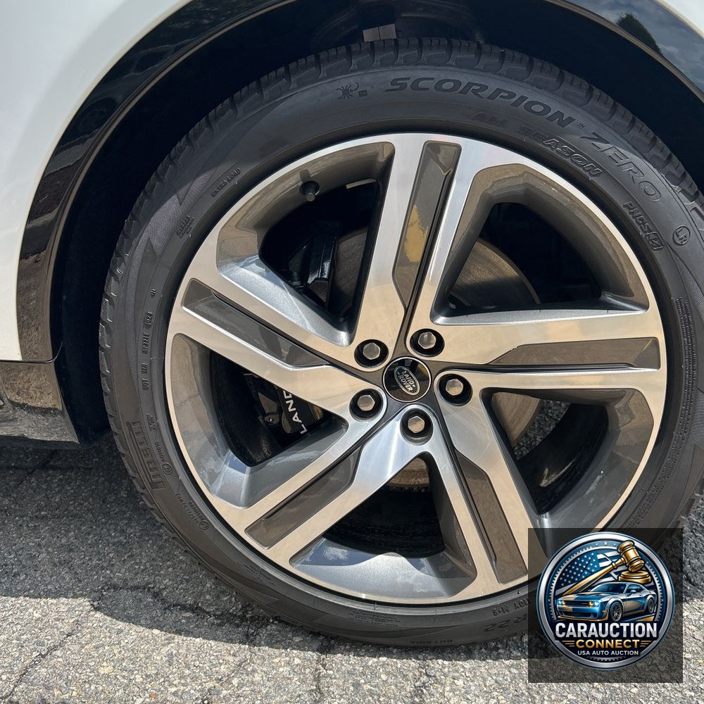 2024 Land Rover Discovery P360 Metropolitan