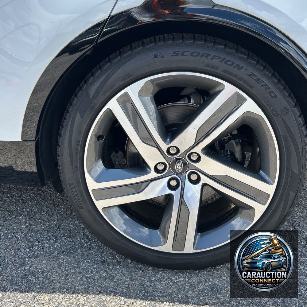 2024 Land Rover Discovery P360 Metropolitan