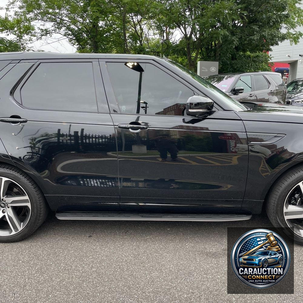 2023 Land Rover Discovery P360 Metropolitan Edition