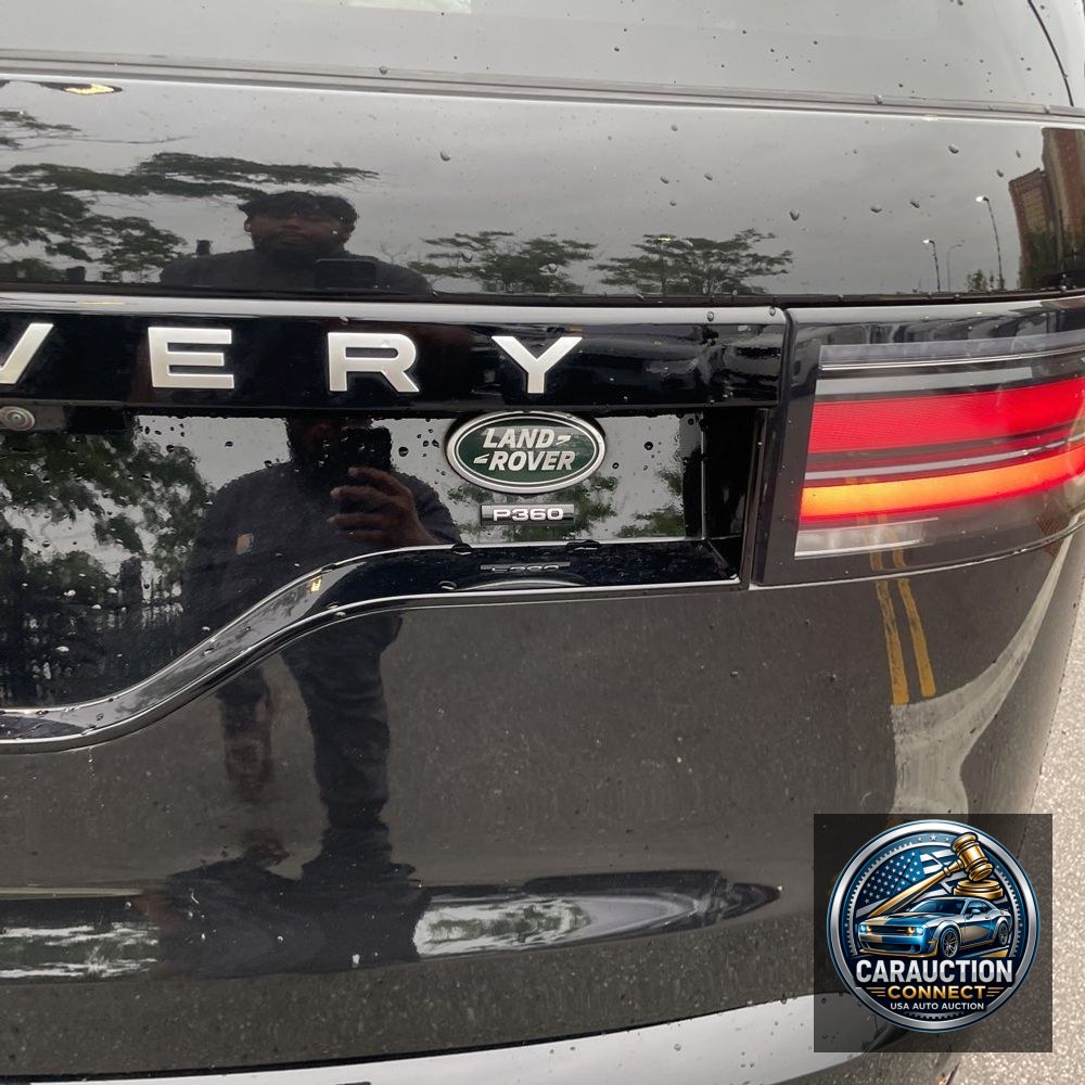2023 Land Rover Discovery P360 Metropolitan Edition