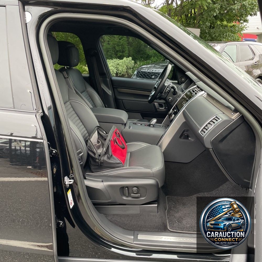 2023 Land Rover Discovery P360 Metropolitan Edition