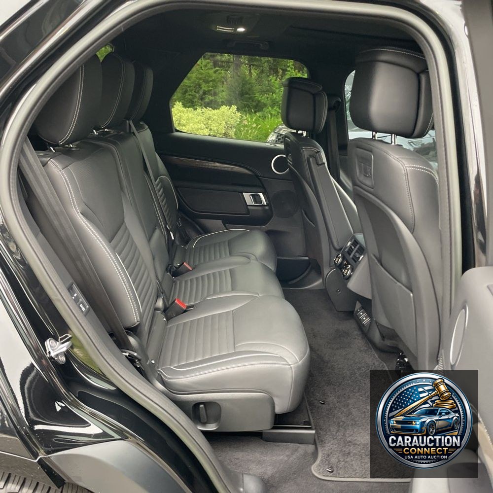 2023 Land Rover Discovery P360 Metropolitan Edition