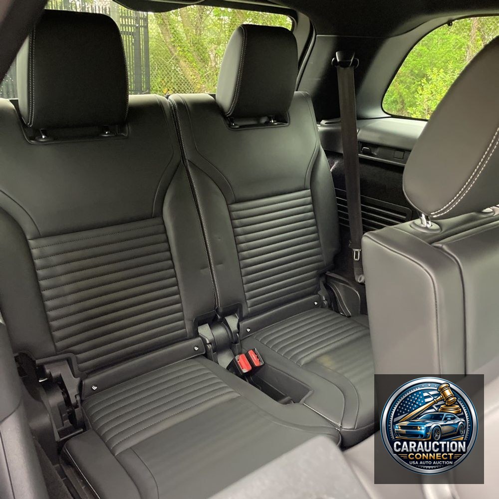 2023 Land Rover Discovery P360 Metropolitan Edition