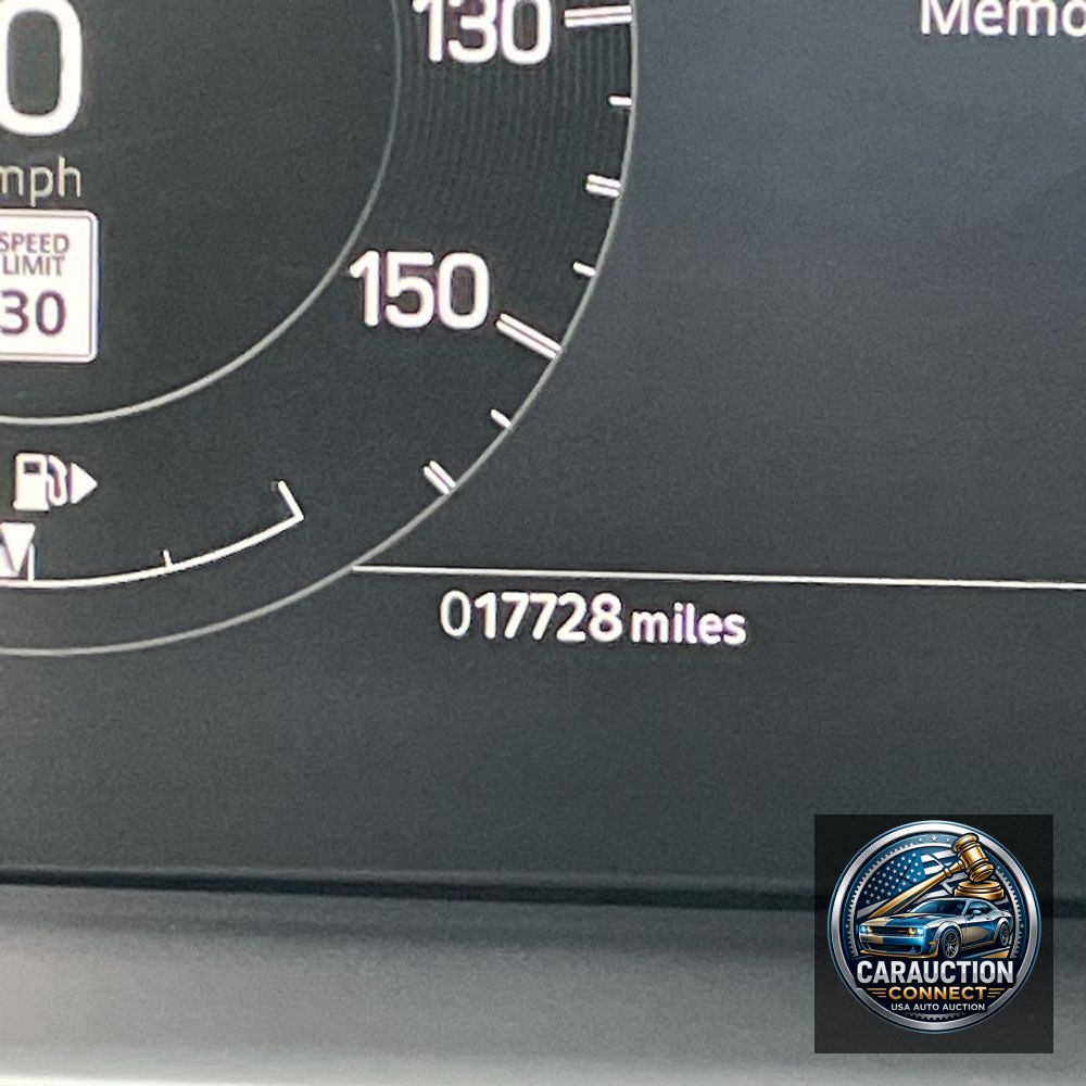 2023 Land Rover Discovery P360 Metropolitan Edition