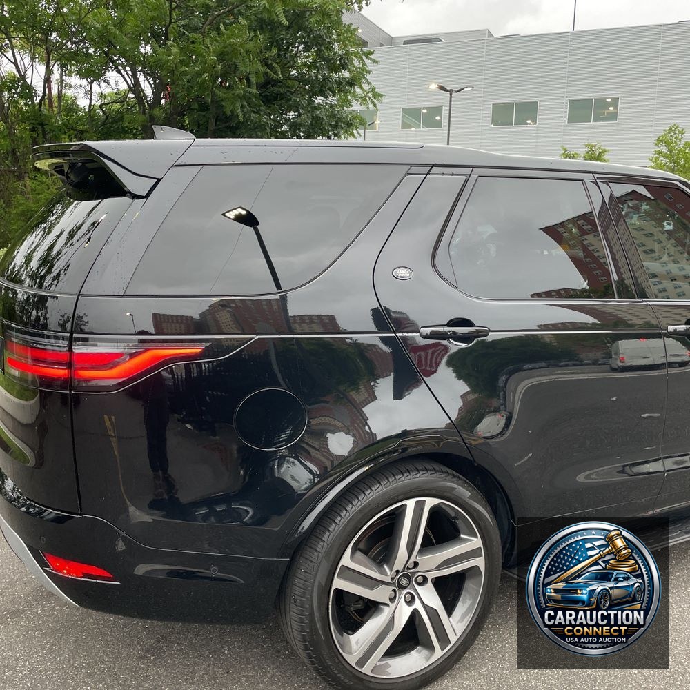 2023 Land Rover Discovery P360 Metropolitan Edition