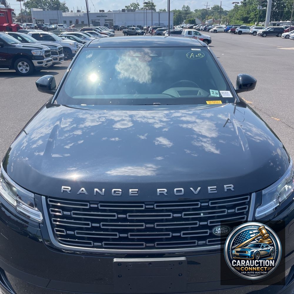 2025 Land Rover Range Rover Velar S P250