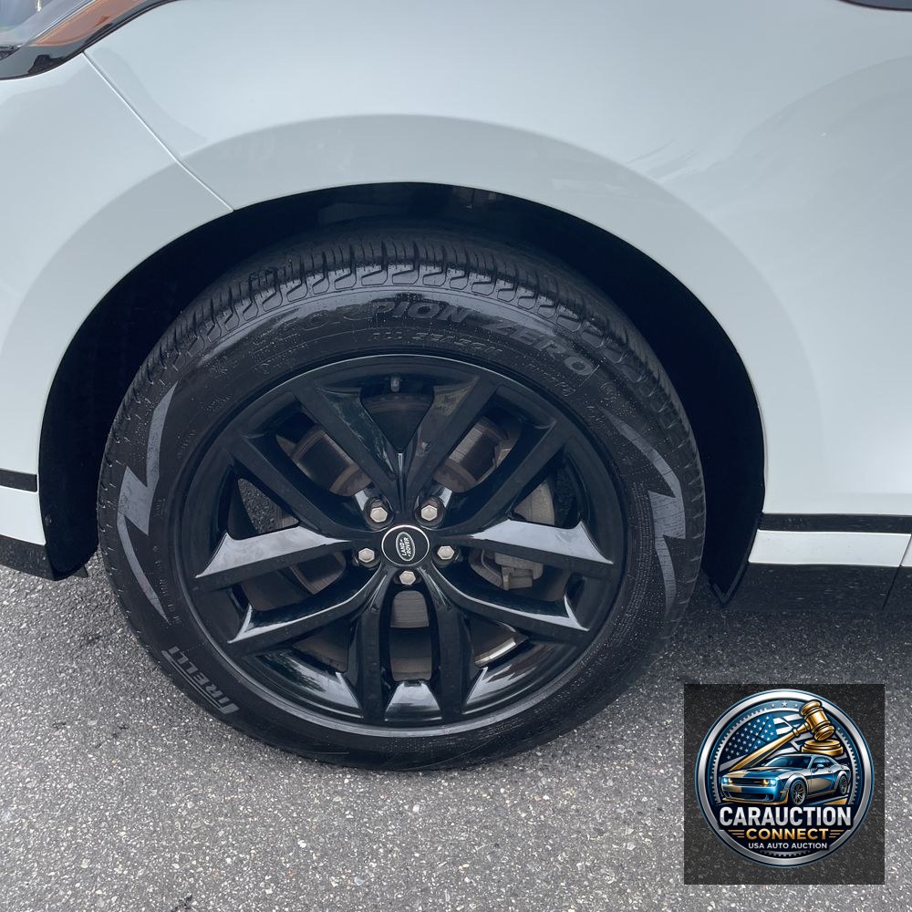 2025 Land Rover Range Rover Velar P250 Dynamic SE