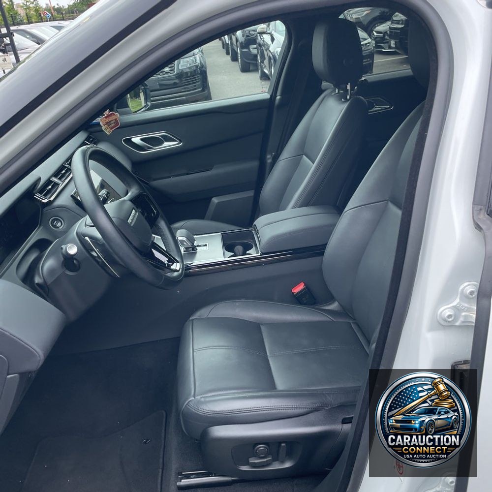 2025 Land Rover Range Rover Velar P250 Dynamic SE