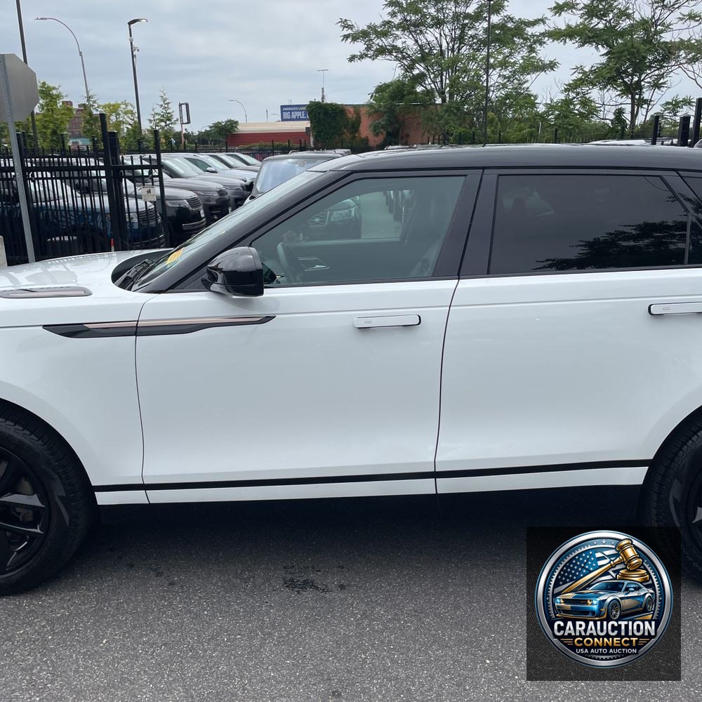 2025 Land Rover Range Rover Velar P250 Dynamic SE