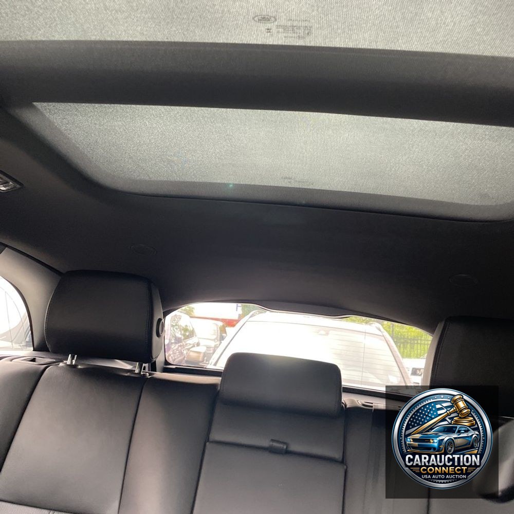 2025 Land Rover Range Rover Velar P250 Dynamic SE