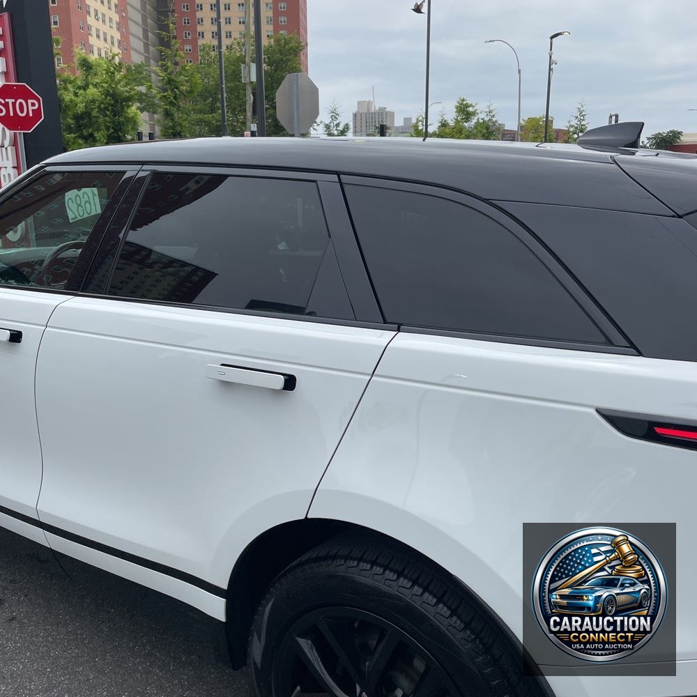 2025 Land Rover Range Rover Velar P250 Dynamic SE