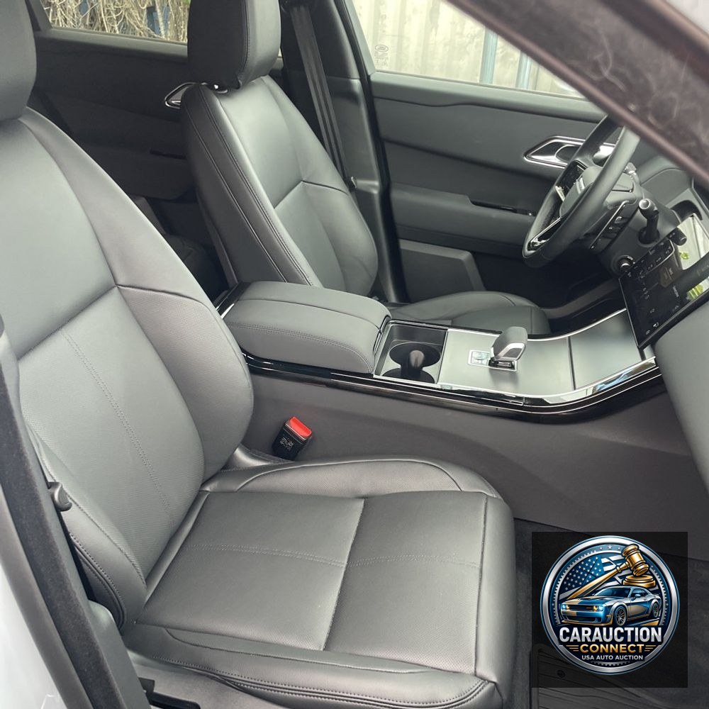 2025 Land Rover Range Rover Velar P250 Dynamic SE