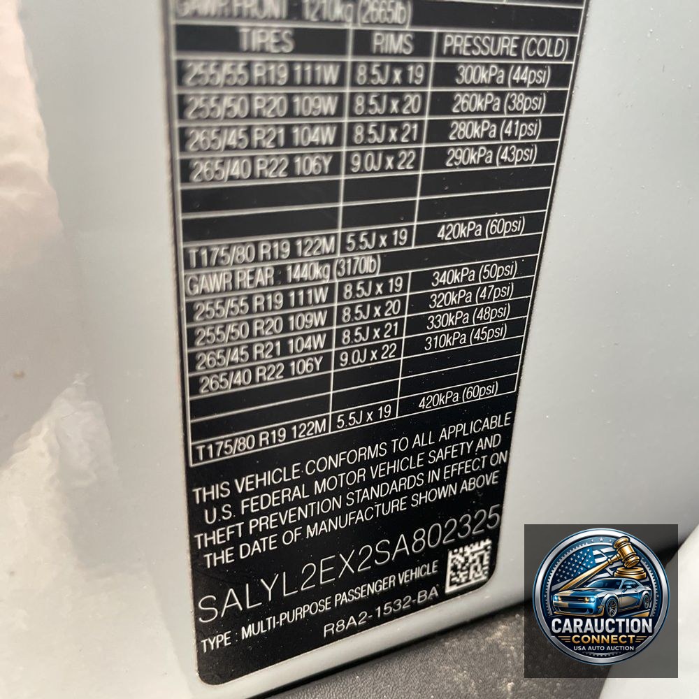 2025 Land Rover Range Rover Velar P250 Dynamic SE