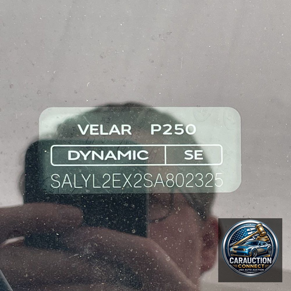 2025 Land Rover Range Rover Velar P250 Dynamic SE